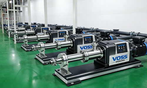 VOSS High-Precision Dosing System Enables GMP-Compliant Fluid Control in Pharmaceutical Manufacturing